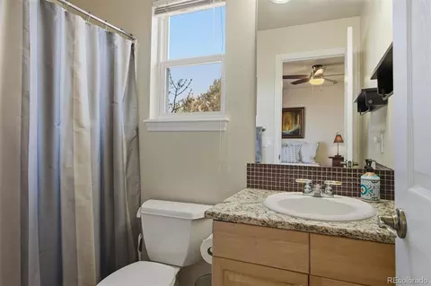 Bath - 14833 E Lake Pl, Centennial, CO 80016 photo 7 of 7
