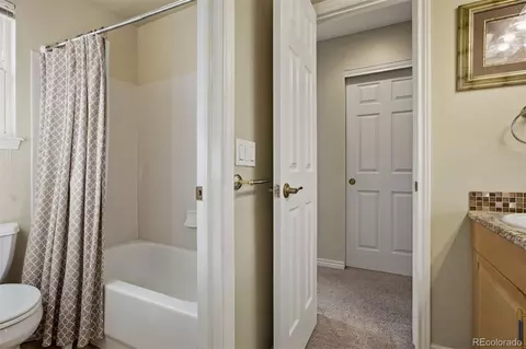 Bath - 14833 E Lake Pl, Centennial, CO 80016 photo 6 of 7