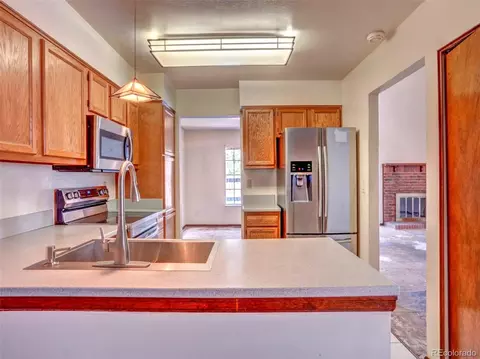 Kitchen - 12592 E Cornell Cir, Aurora, CO 80014 photo 2 of 4