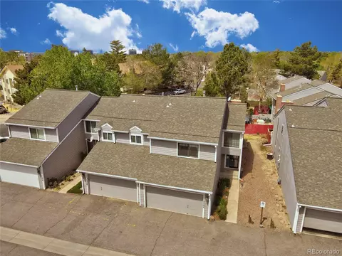 View/Area - 12592 E Cornell Cir, Aurora, CO 80014 photo 2 of 10