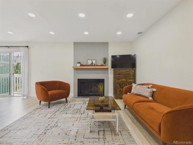 12514 E Cornell Ave #203, Aurora, CO 80014
