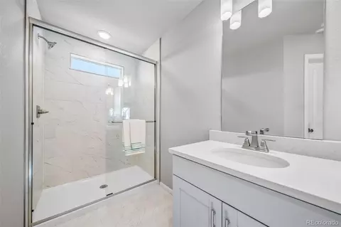 22392 E 38th Pl, Aurora, CO 80019 photo 15