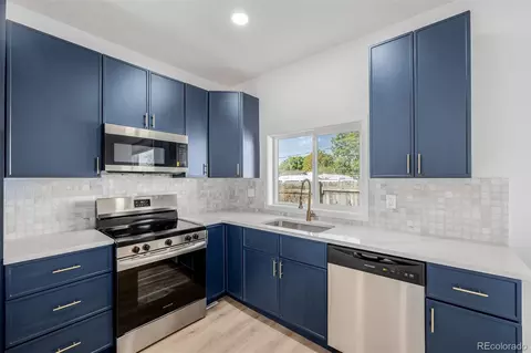 255 N 11th Ave, Brighton, CO 80601