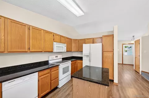 Kitchen - 17940 E Brown Pl, Aurora, CO 80013 photo 2 of 3