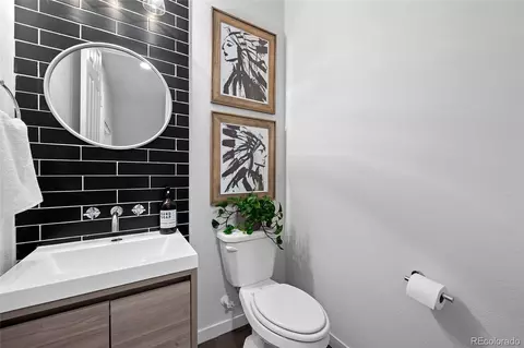 15673 E Broncos Pl, Centennial, CO 80112 photo 17