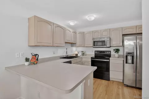 Kitchen - 792 Gateway Cir, Lafayette, CO 80026 photo 1 of 4
