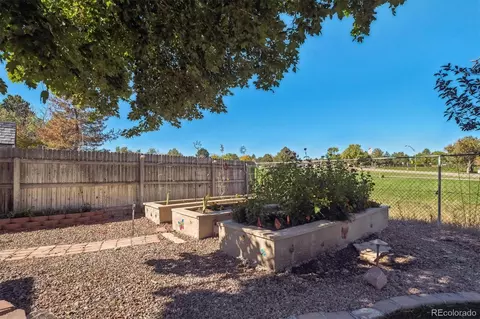 Exterior - 3127 S Mobile Way, Aurora, CO 80013 photo 5 of 10