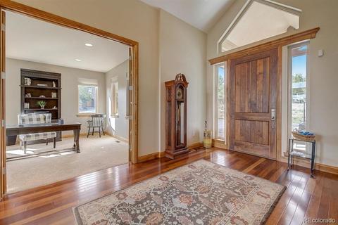 5786 Devinney Ct, Arvada, CO 80002 photo 3