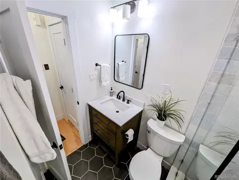 Bath - 1981 S Wolff St, Denver, CO 80219 photo 3 of 6