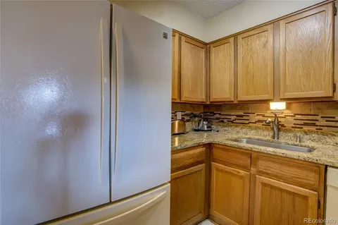 Kitchen - 431 Wright St #209, Lakewood, CO 80228 photo 4 of 4
