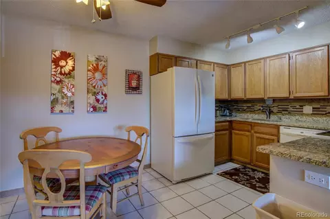 Dining - 431 Wright St #209, Lakewood, CO 80228 photo 1 of 1