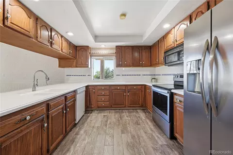Kitchen - 49990 E 64th Ave, Bennett, CO 80102 photo 1 of 4