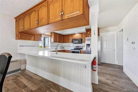 Kitchen - 49990 E 64th Ave, Bennett, CO 80102 photo 4 of 4