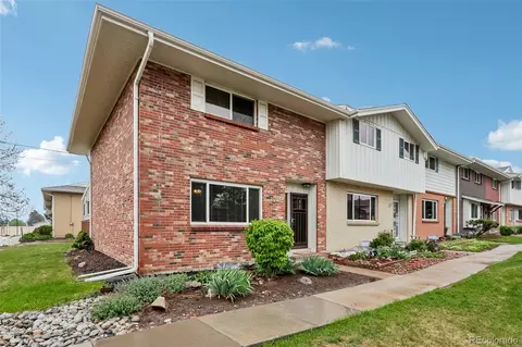 Exterior - 9183 E Oxford Dr, Denver, CO 80237 photo 6 of 7