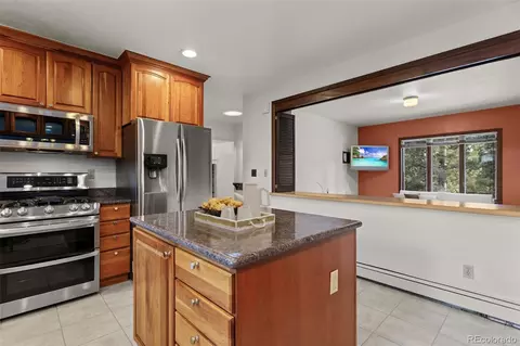 Kitchen - 7953 Surrey Dr, Morrison, CO 80465 photo 6 of 7
