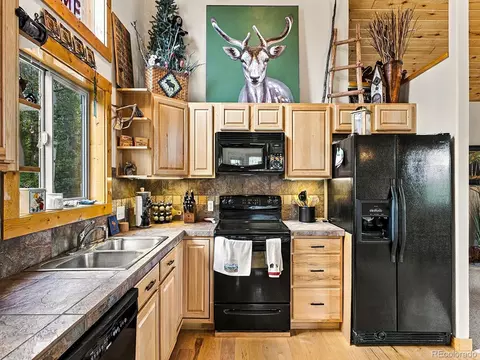 Kitchen - 150 Haida Rd, Como, CO 80456 photo 4 of 6