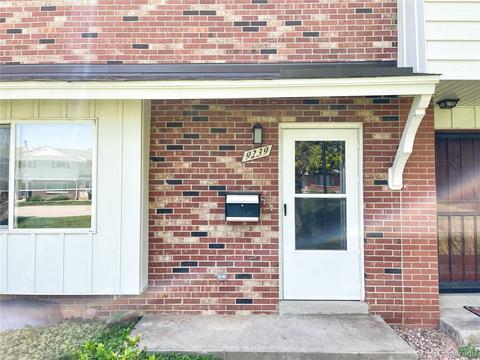 9239 E Oxford Dr, Denver, CO 80237 photo 2