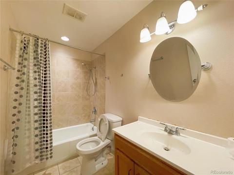 9239 E Oxford Dr, Denver, CO 80237 photo 19
