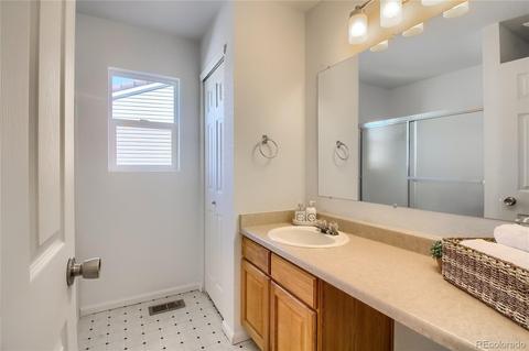 18606 E 42nd Ave, Denver, CO 80249 photo 22