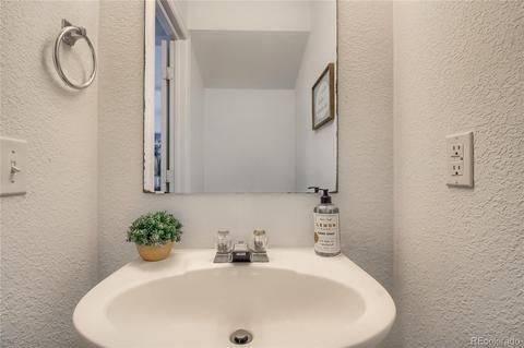 18606 E 42nd Ave, Denver, CO 80249 photo 13