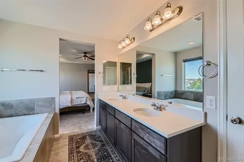15983 E Warner Dr, Denver, CO 80239 photo 17