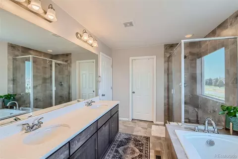 15983 E Warner Dr, Denver, CO 80239 photo 18