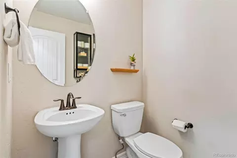 Bath - 5531 Teeling Ct, Timnath, CO 80547 photo 3 of 4