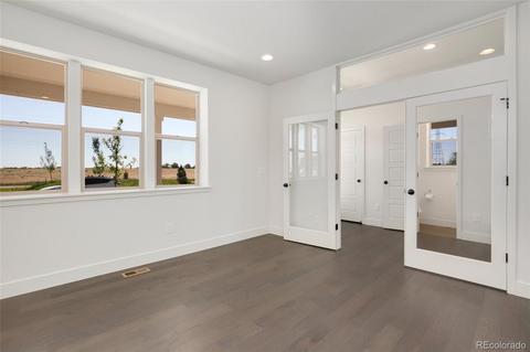 5905 Hanover, Denver, CO 80238 photo 4