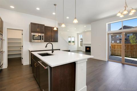 5905 Hanover, Denver, CO 80238 photo 13