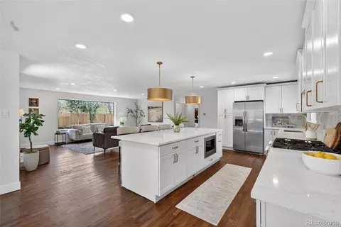 583 S Oneida Way, Denver, CO 80224