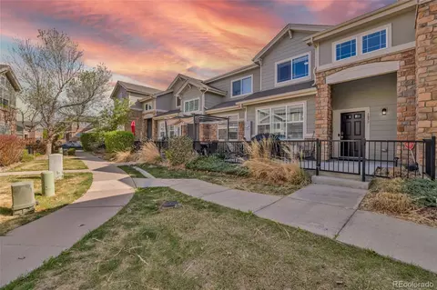 1877 S Buchanan Cir, Aurora, CO 80018
