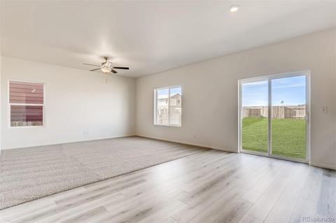 383 Maple St, Bennett, CO 80102 photo 8