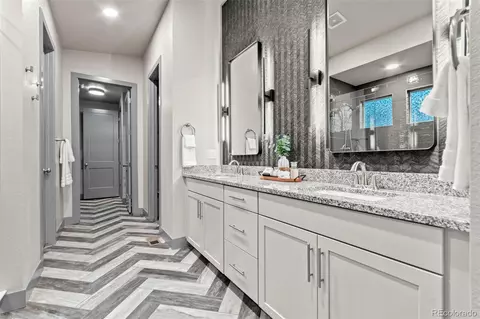 Entry Way - 18493 W 94th Ln, Arvada, CO 80007 photo 5 of 9