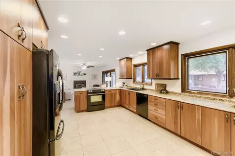 Kitchen - 6892 E Iliff Pl, Denver, CO 80224 photo 1 of 3