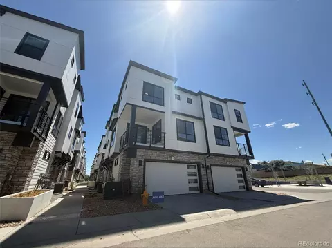 2062 S Holly St #1, Denver, CO 80222