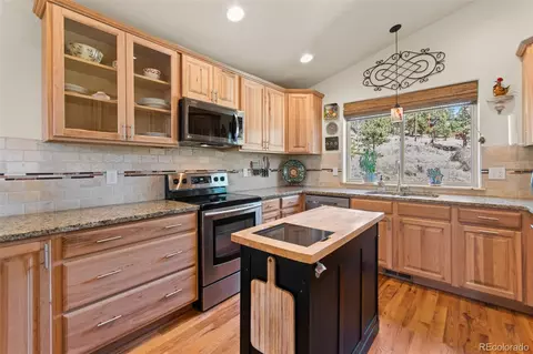 Kitchen - 829 County Road 72, Bailey, CO 80421 photo 2 of 4