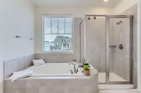 Bath - 6700 E 135th Ln, Thornton, CO 80602 photo 2 of 3