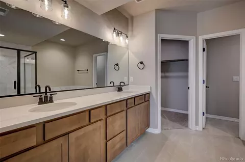 Bath - 11112 Coastal Hills Ln, Peyton, CO 80831 photo 2 of 3