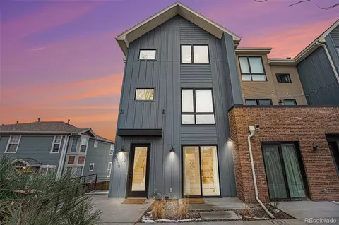 5450 Carr St #D, Arvada, CO 80002