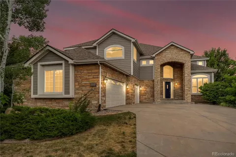 22166 E Peakview Dr, Aurora, CO 80016