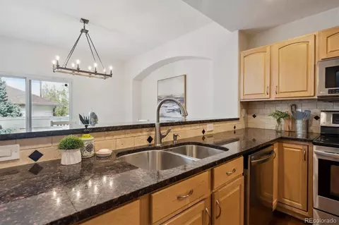 6687 S Forest Way #E, Centennial, CO 80121 photo 4
