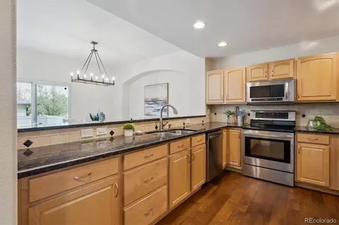 6687 S Forest Way #E, Centennial, CO 80121 photo 3
