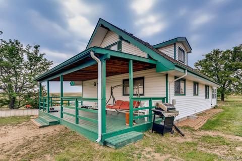 44288 E Iliff Trl, Bennett, CO 80102 photo 5