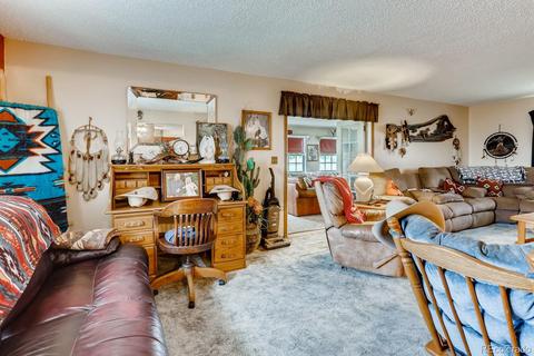 44288 E Iliff Trl, Bennett, CO 80102 photo 12