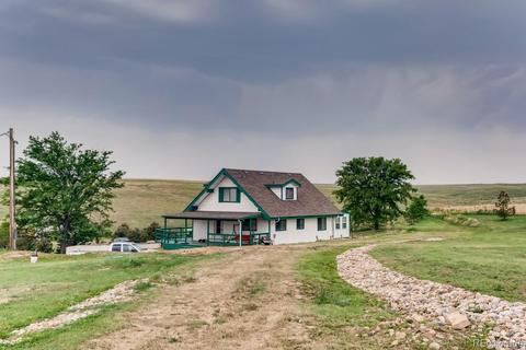 44288 E Iliff Trl, Bennett, CO 80102 photo 4