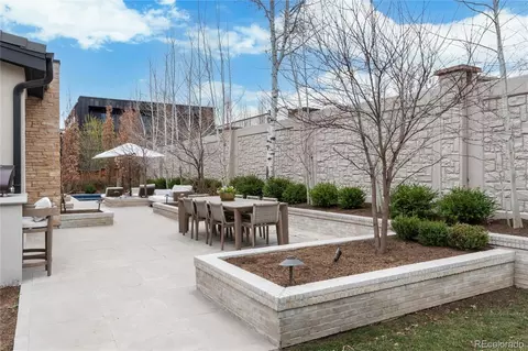 Exterior - 2821 E Cedar Ave #14, Denver, CO 80209 photo 4 of 8