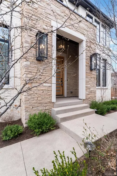 Exterior - 2821 E Cedar Ave #14, Denver, CO 80209 photo 3 of 8