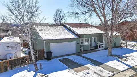 1450 La Mesa Cir, Rangely, CO 81648 photo 2