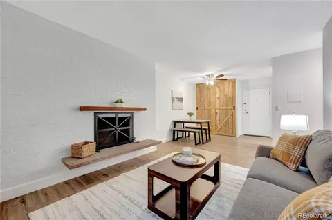 4110 Hale Pkwy Pkwy #4J, Denver, CO 80220
