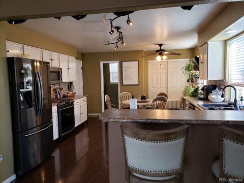 4302 Deephaven Ct, Denver, CO 80239 photo 5